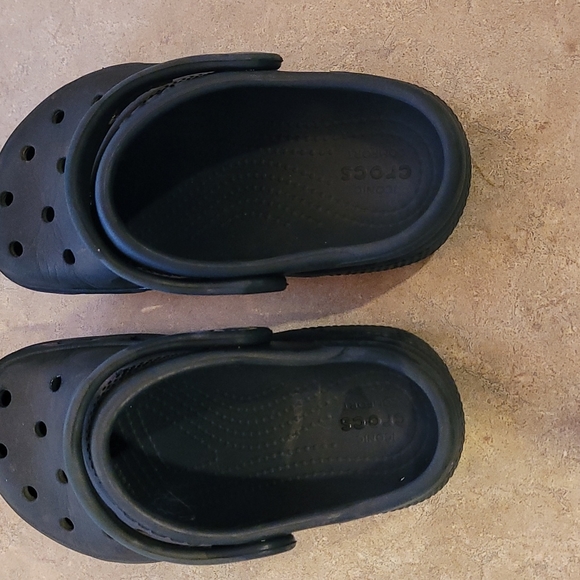 Crocs - Picture 2 of 4